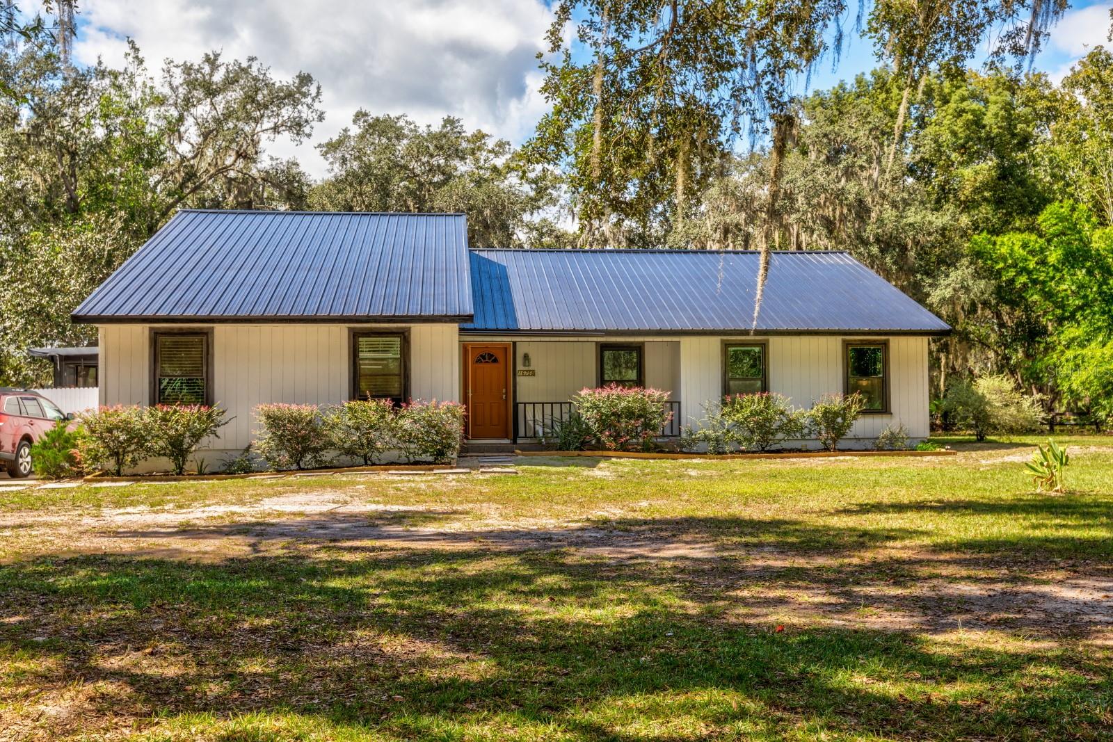 Image 2 of 43 For 16758 181st Terrace