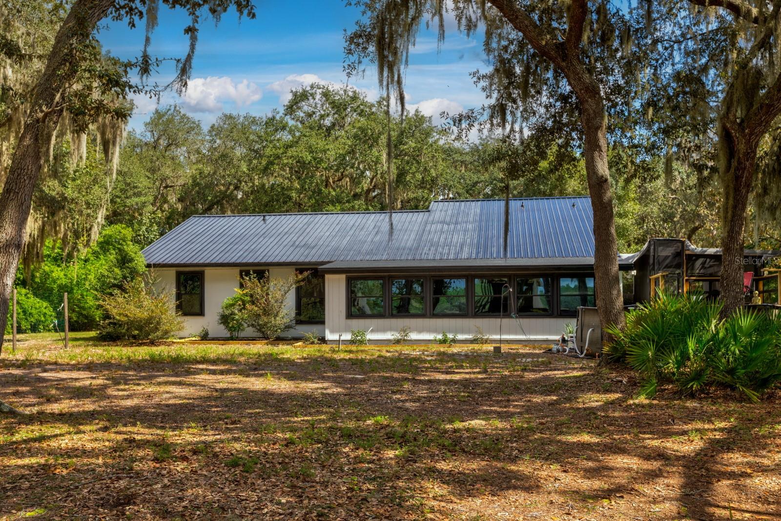 Image 32 of 43 For 16758 181st Terrace