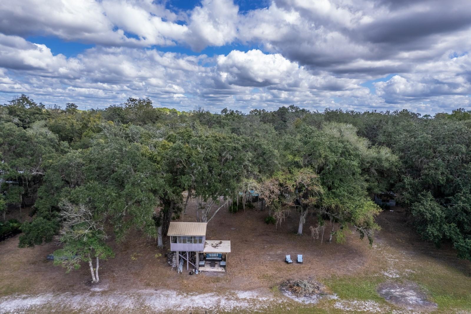 Image 33 of 43 For 16758 181st Terrace