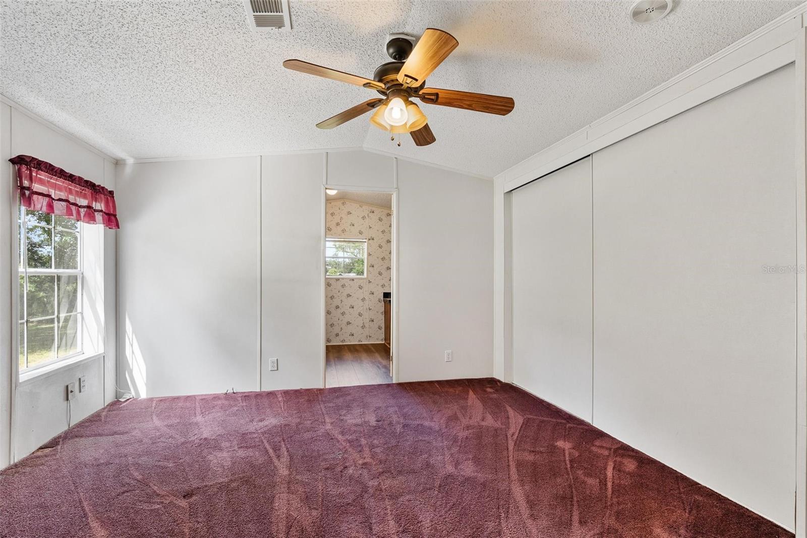 Image 14 of 34 For 4865 Se 145th Place