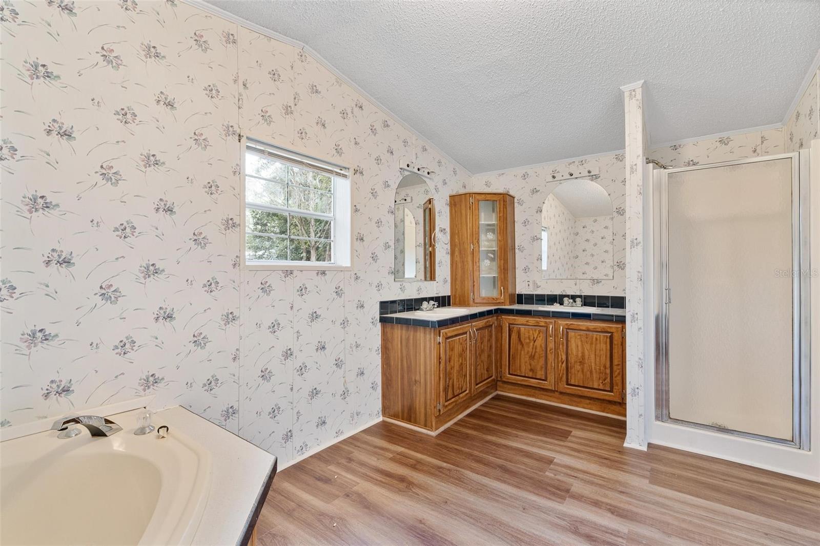 Image 16 of 34 For 4865 Se 145th Place