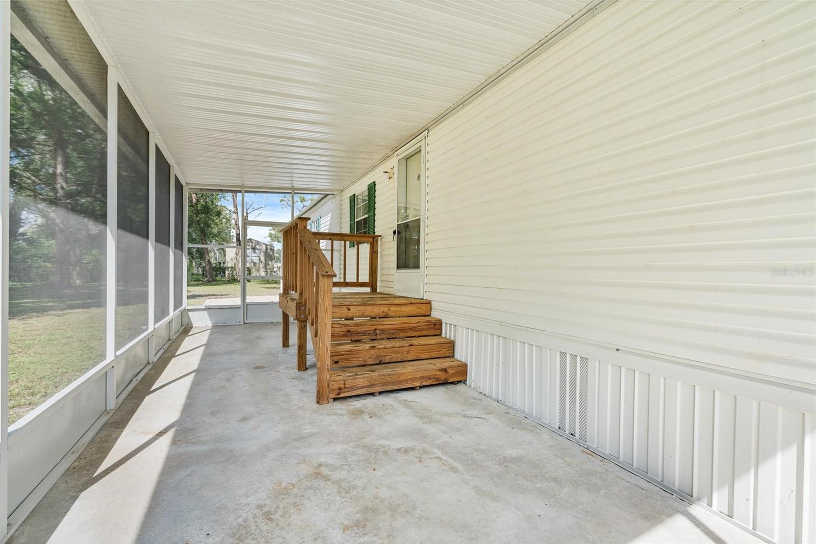 Image 21 of 34 For 4865 Se 145th Place
