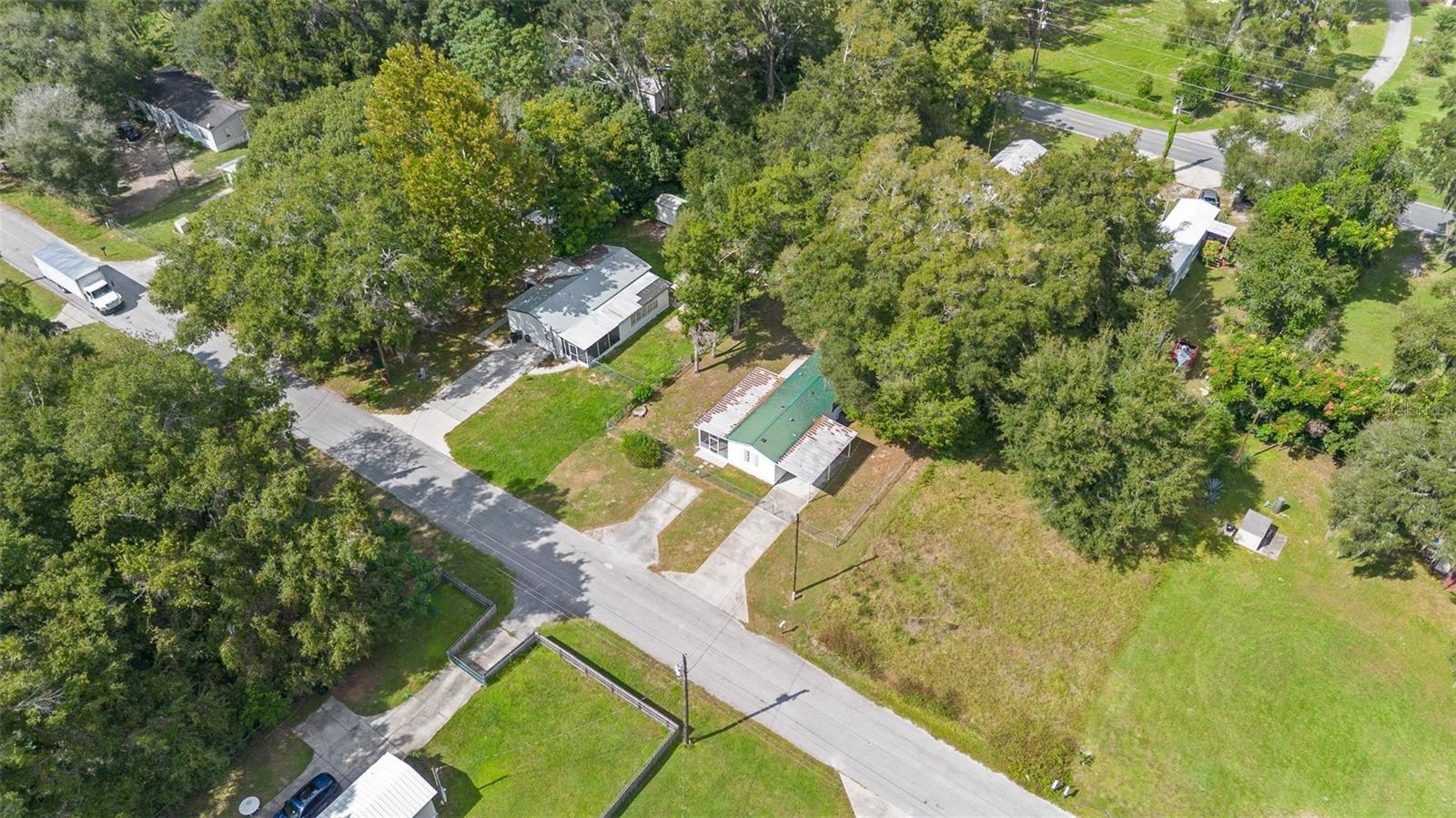 Image 28 of 34 For 4865 Se 145th Place