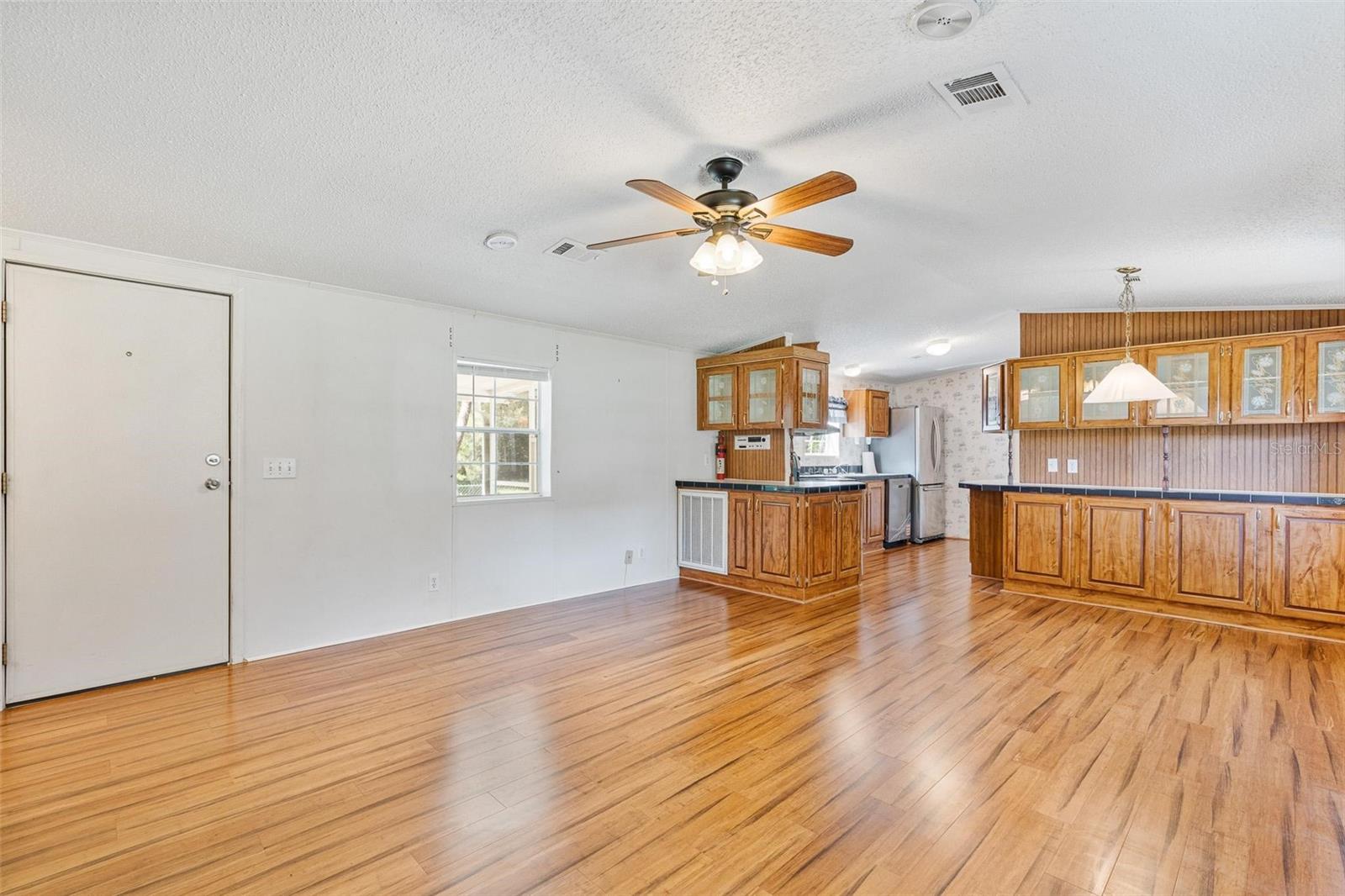 Image 6 of 34 For 4865 Se 145th Place