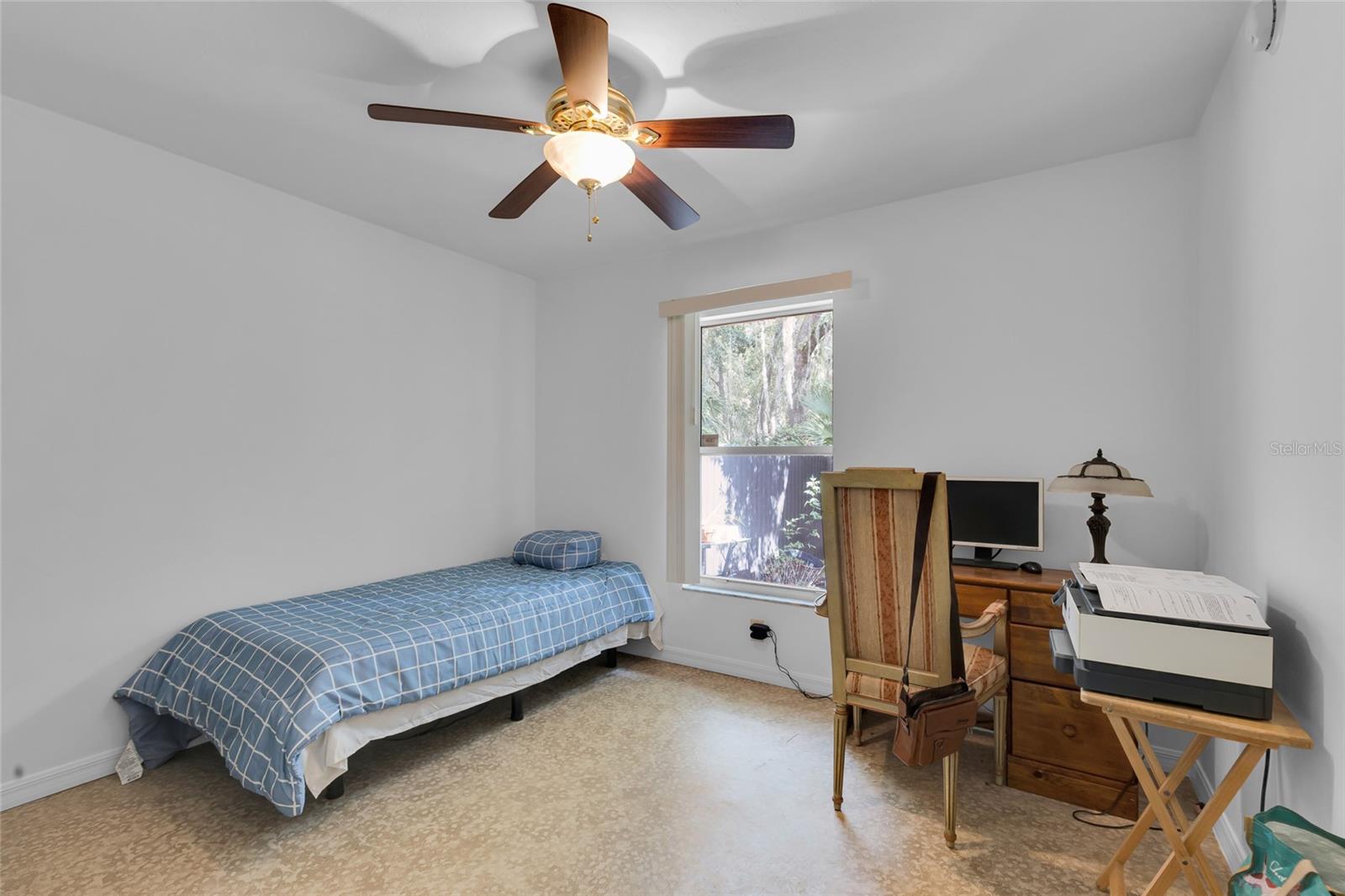 Image 19 of 31 For 10 Sequoia Drive Trace