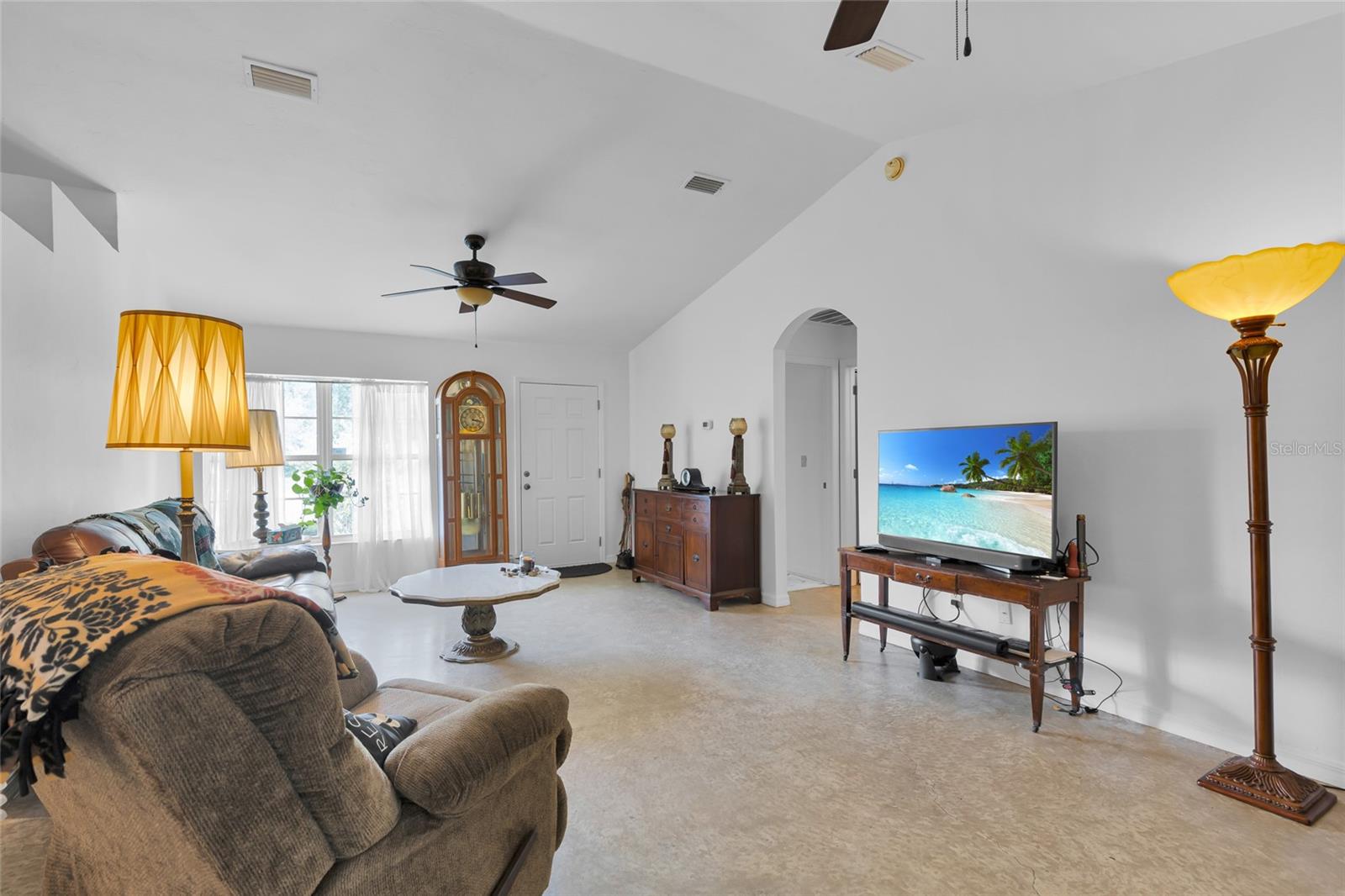 Image 8 of 31 For 10 Sequoia Drive Trace