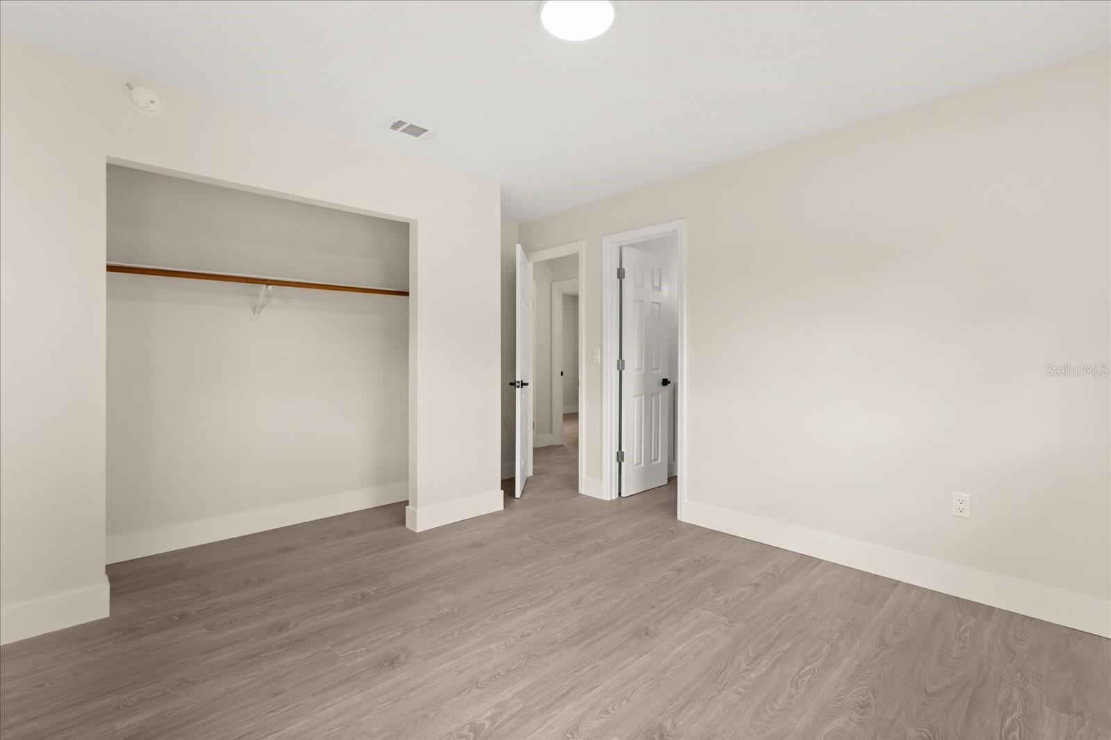 Image 11 of 20 For 5425 22nd Avenue