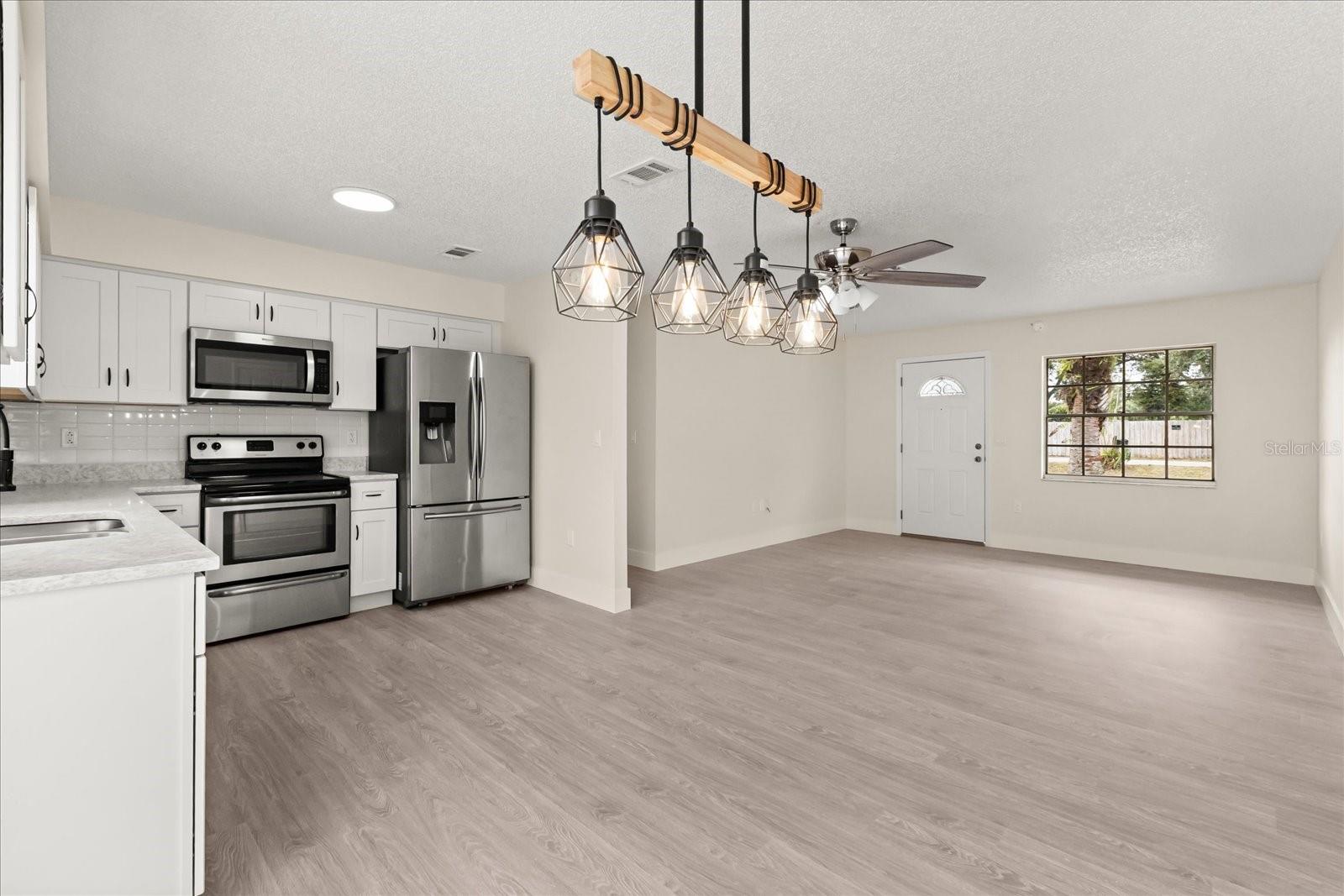 Image 6 of 20 For 5425 22nd Avenue