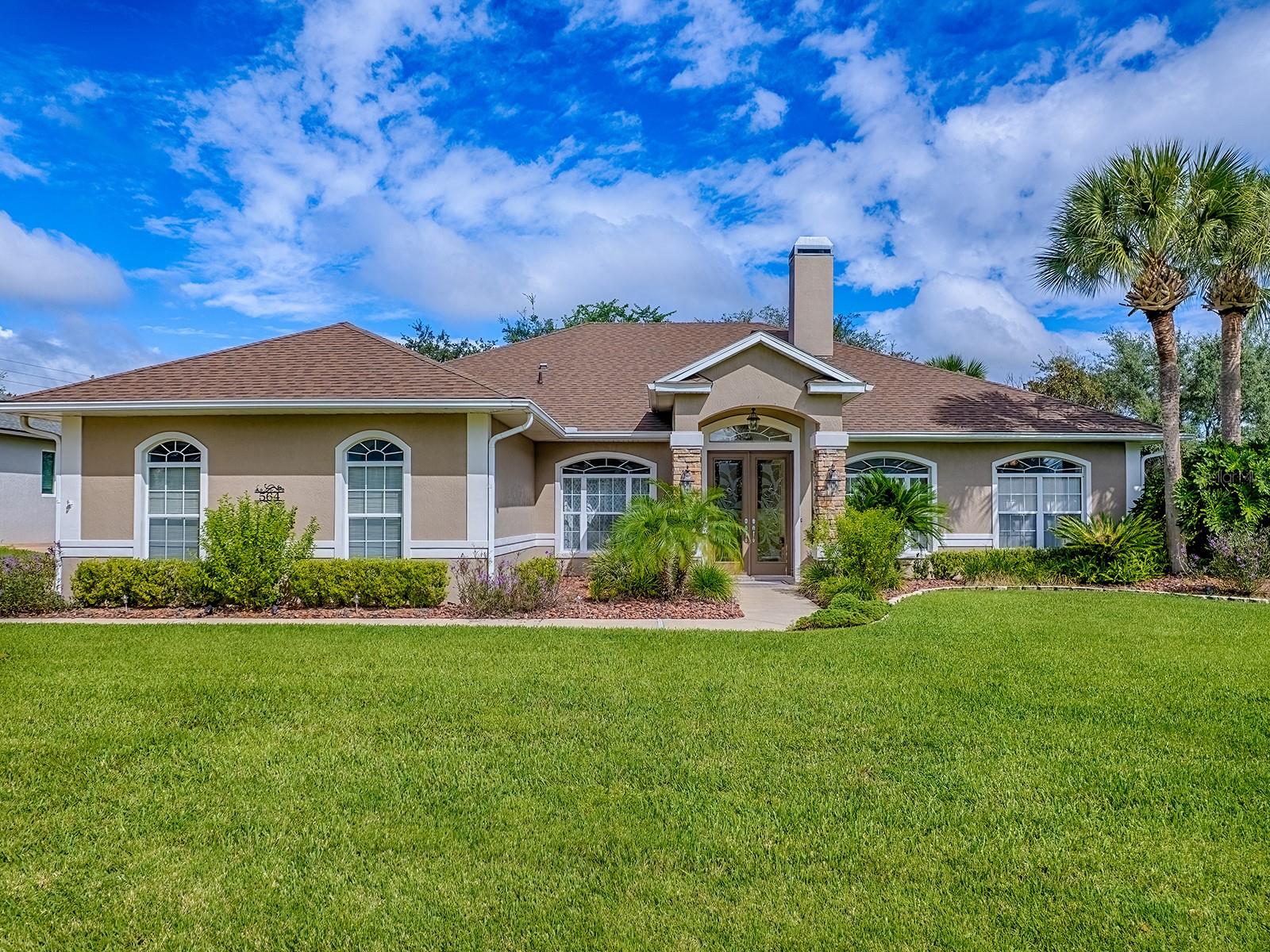 Details for 564 Dowling Circle, LADY LAKE, FL 32159
