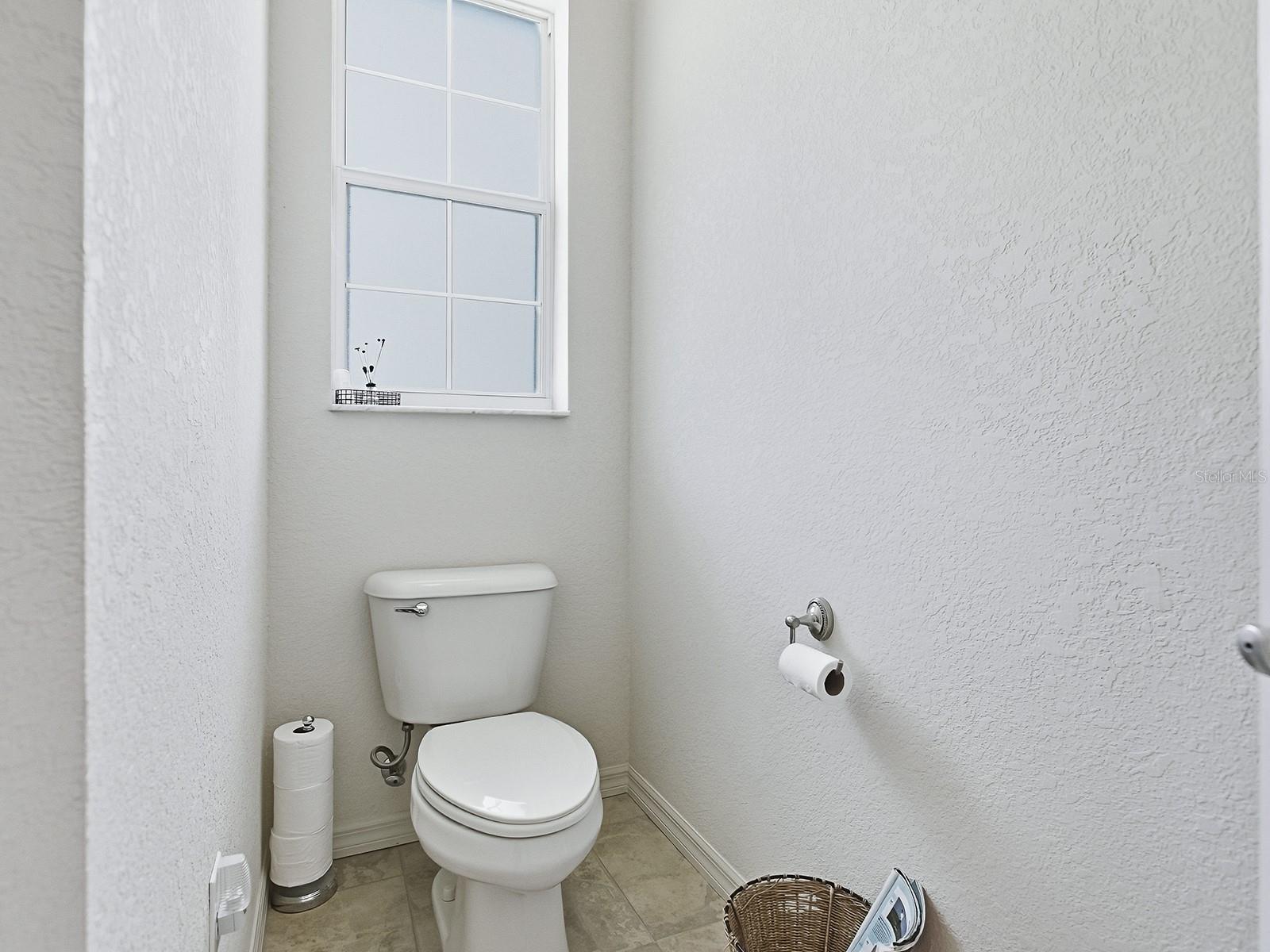 Image 41 of 70 For 564 Dowling Circle