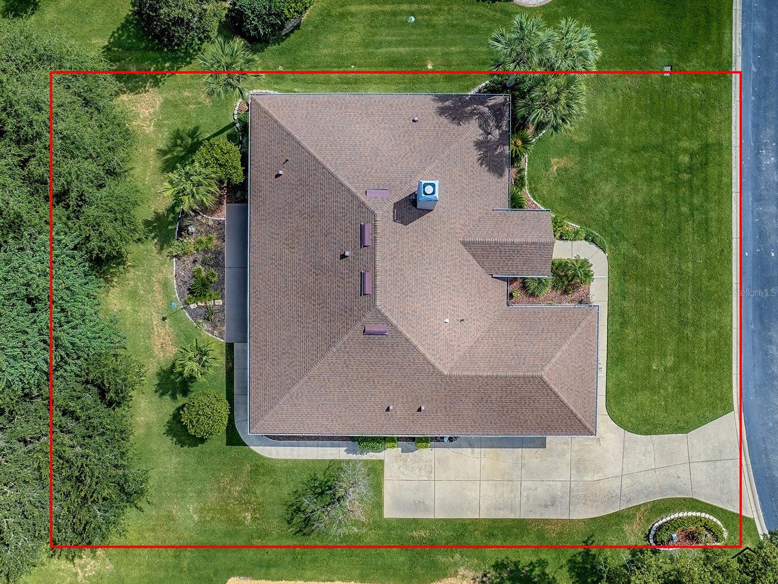 Image 60 of 70 For 564 Dowling Circle