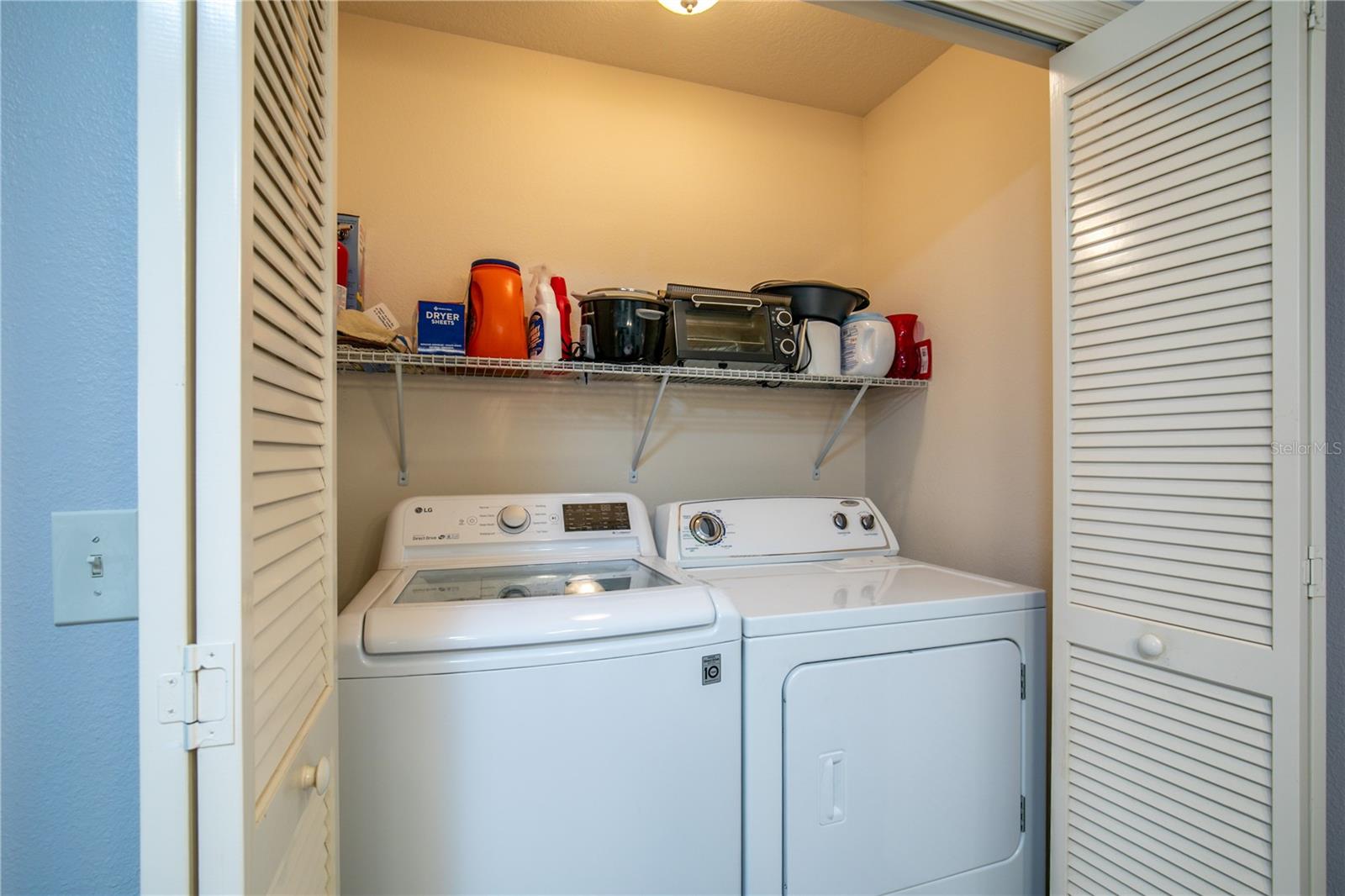 Image 14 of 42 For 3374 Castlegate Court