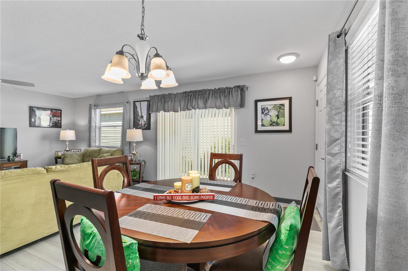 Image 5 of 42 For 3374 Castlegate Court