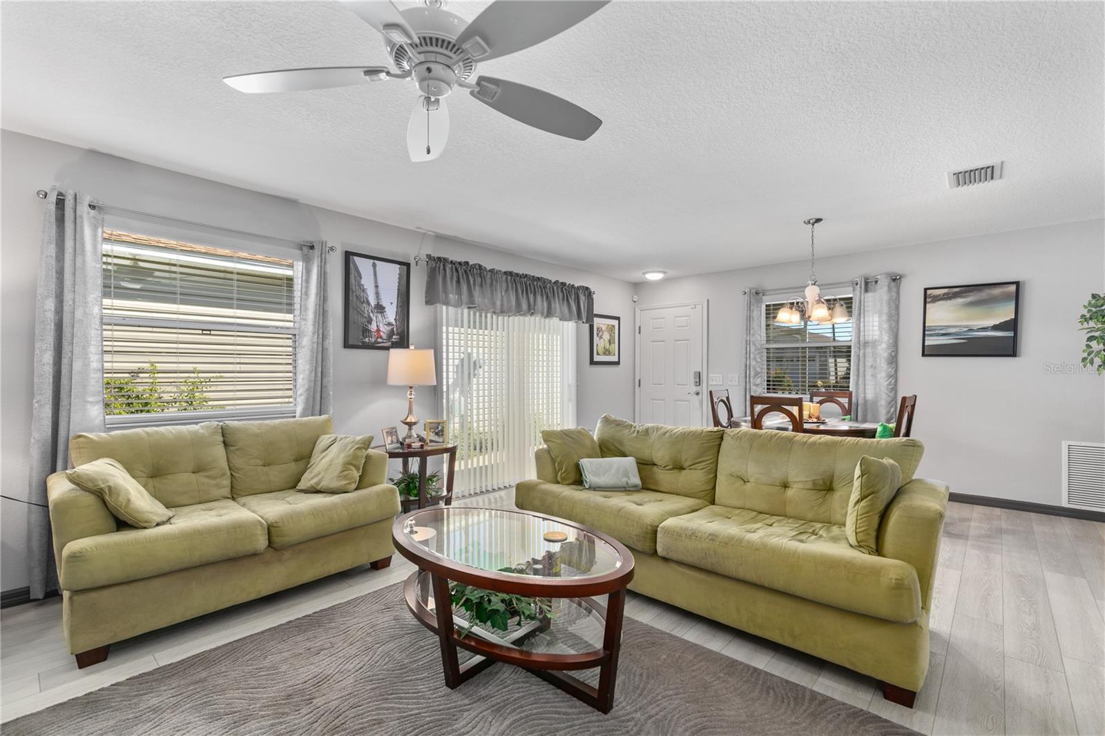Image 7 of 42 For 3374 Castlegate Court