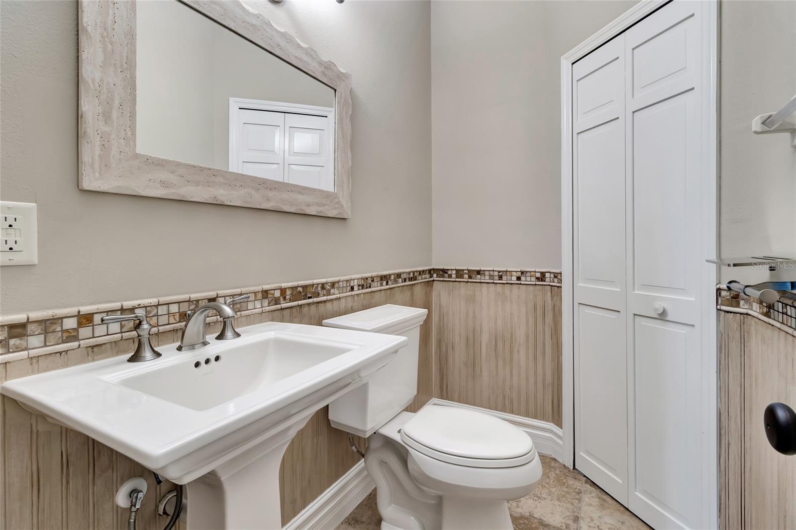 Image 31 of 81 For 1910 Brantley Circle