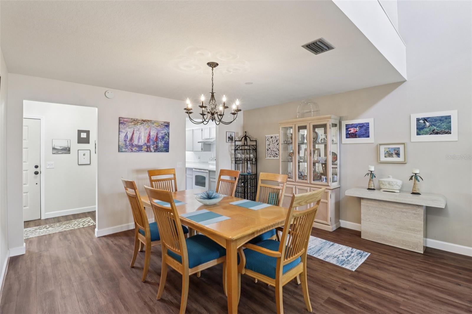 Image 11 of 27 For 2225 Cypress Court 2c