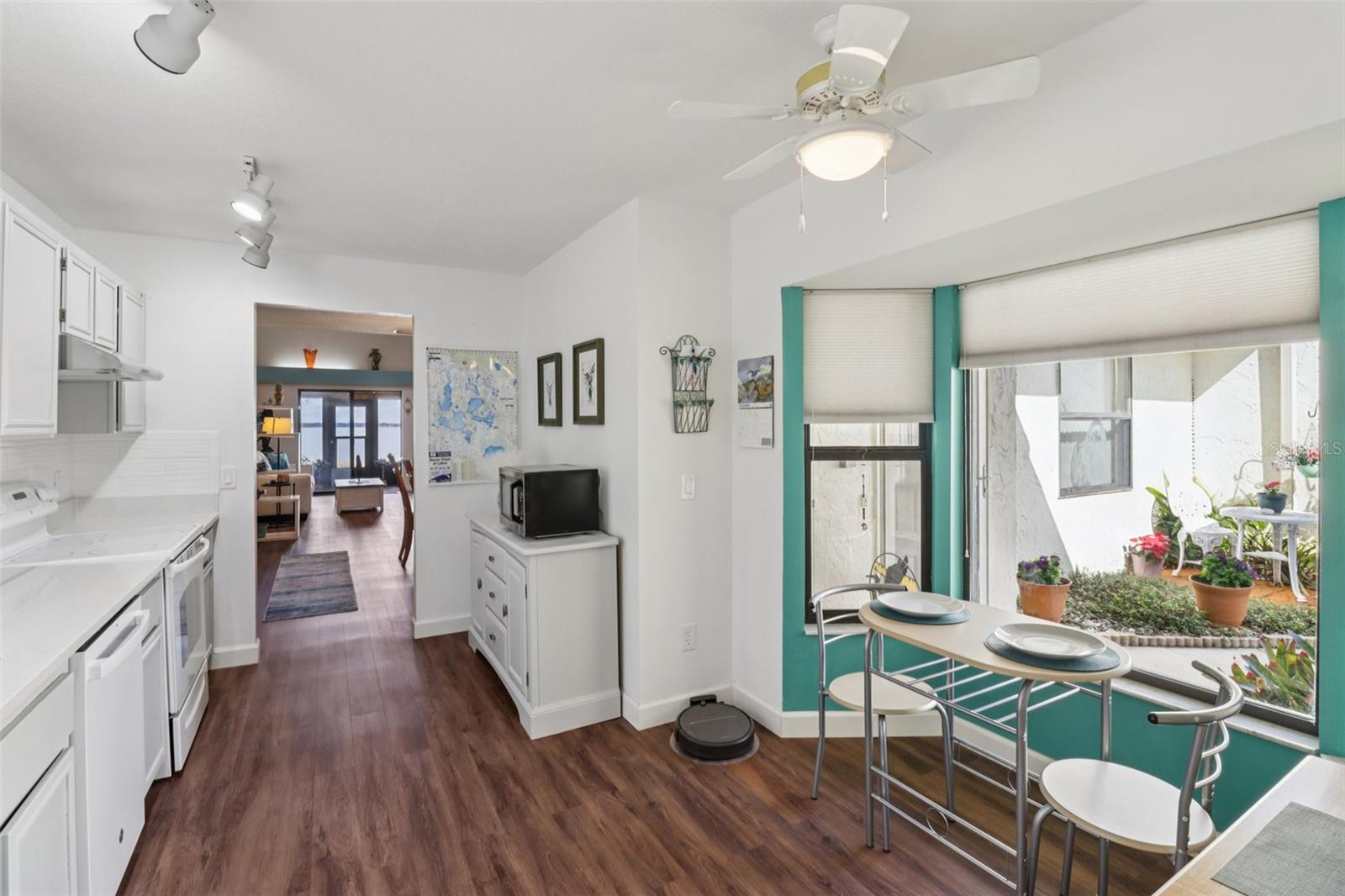 Image 14 of 27 For 2225 Cypress Court 2c