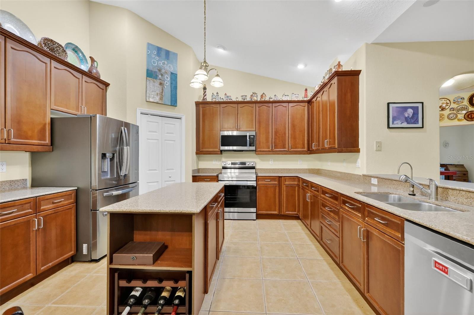 Image 13 of 43 For 16741 Tall Grass Lane