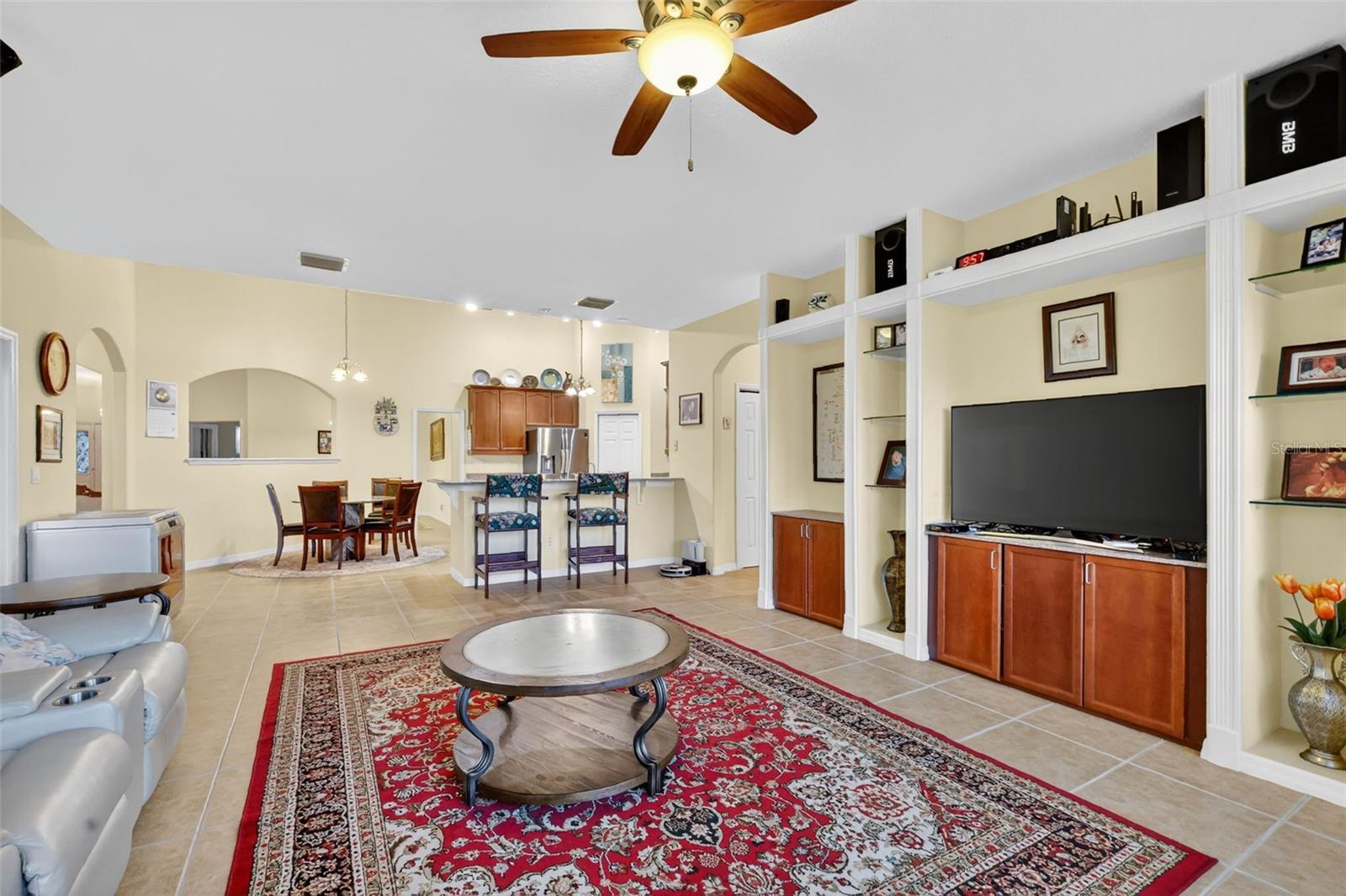 Image 18 of 43 For 16741 Tall Grass Lane