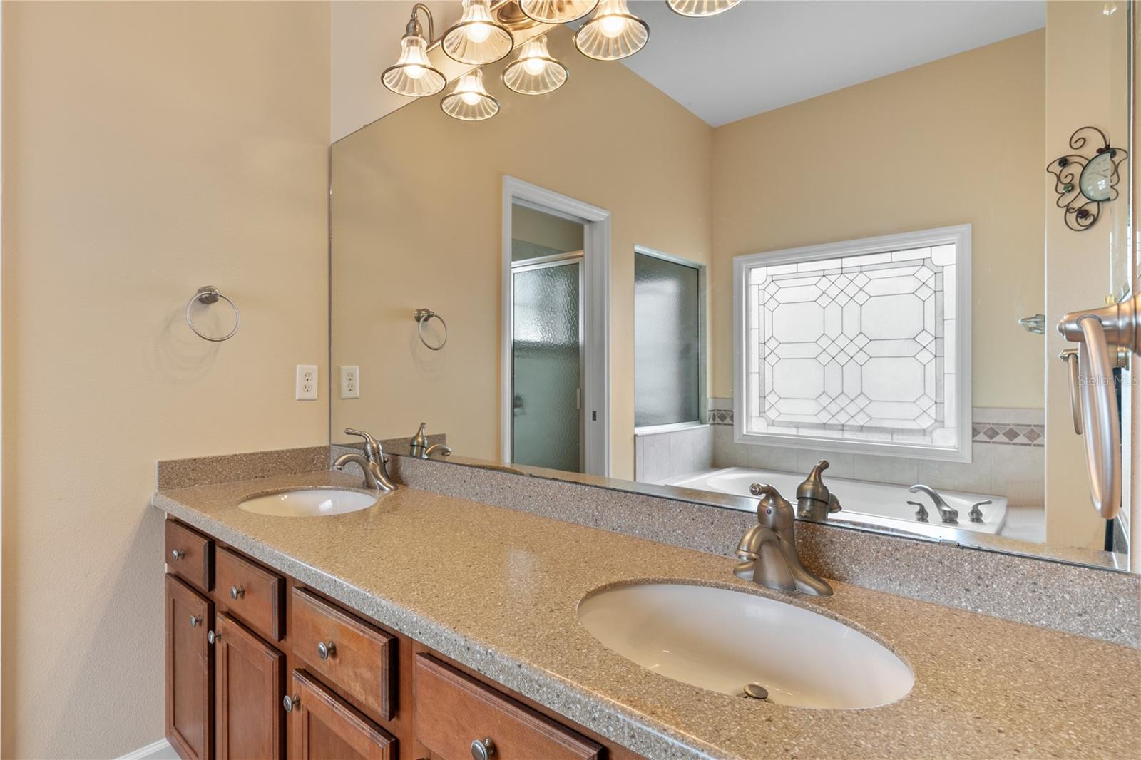 Image 24 of 50 For 8860 Bridgeport Bay Circle