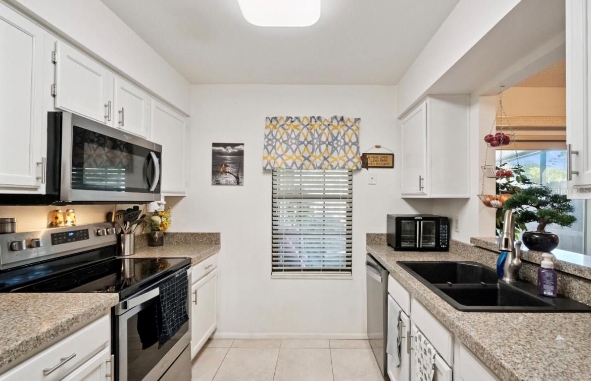 Image 7 of 23 For 2984 Lowell Court