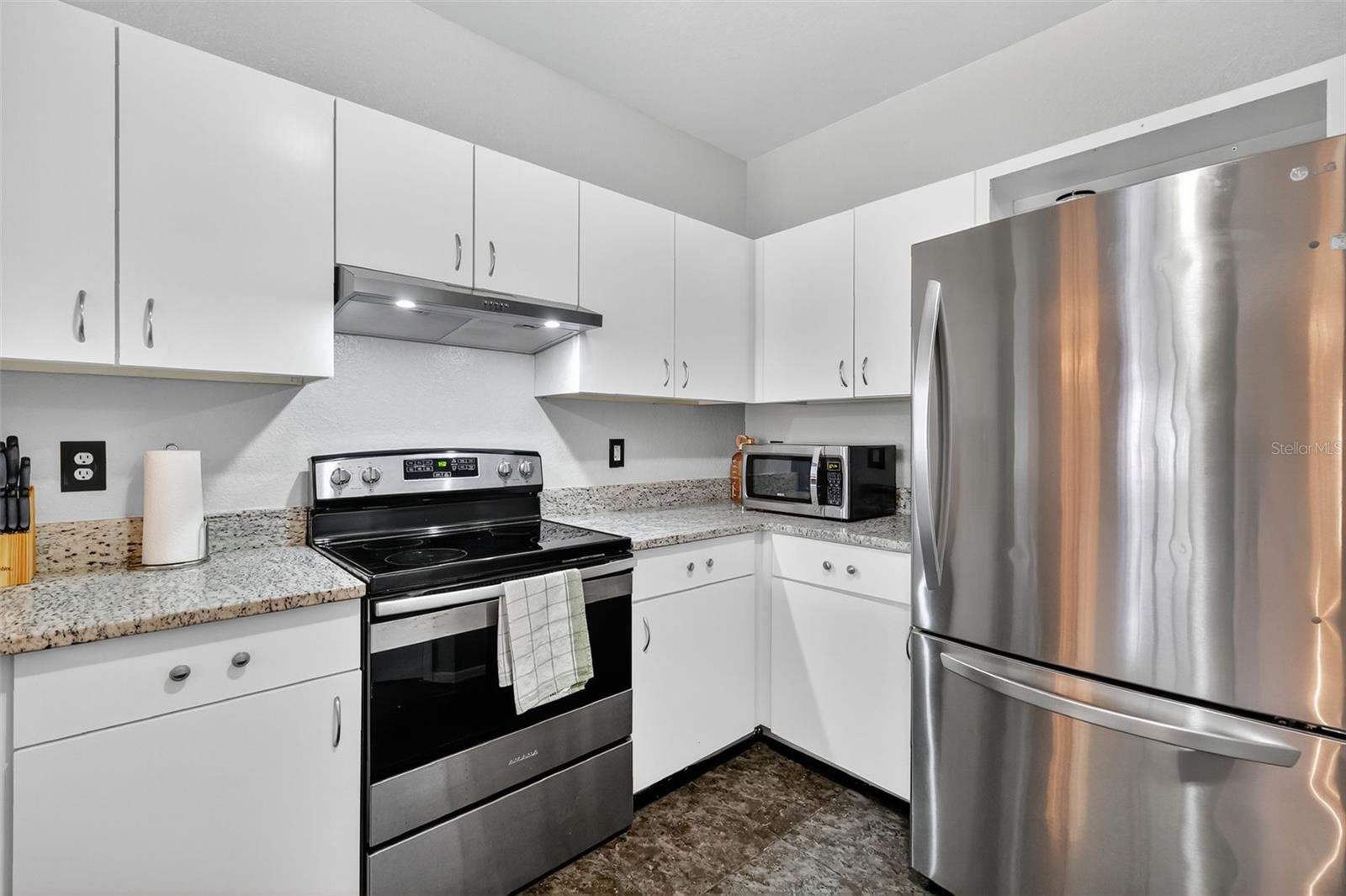 Image 10 of 35 For 103 Vista Verdi Circle 229