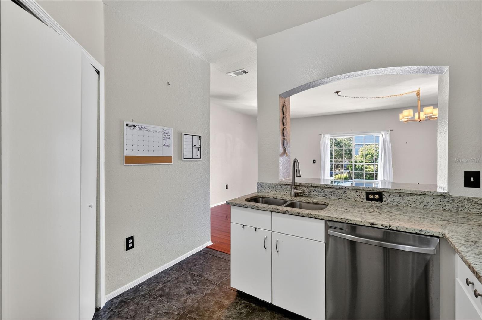 Image 11 of 35 For 103 Vista Verdi Circle 229