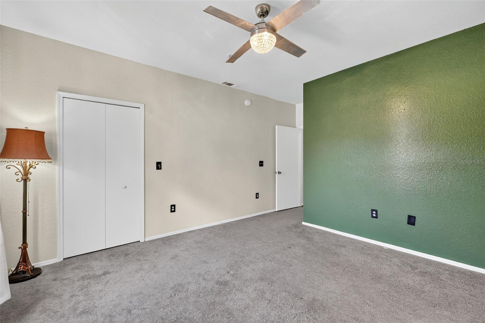 Image 15 of 35 For 103 Vista Verdi Circle 229