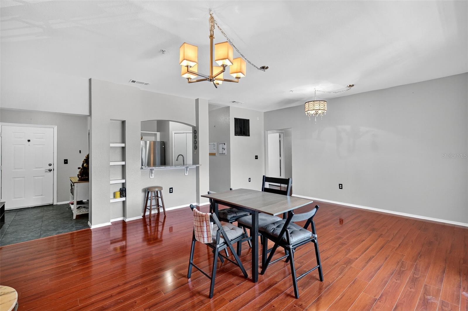 Image 6 of 35 For 103 Vista Verdi Circle 229