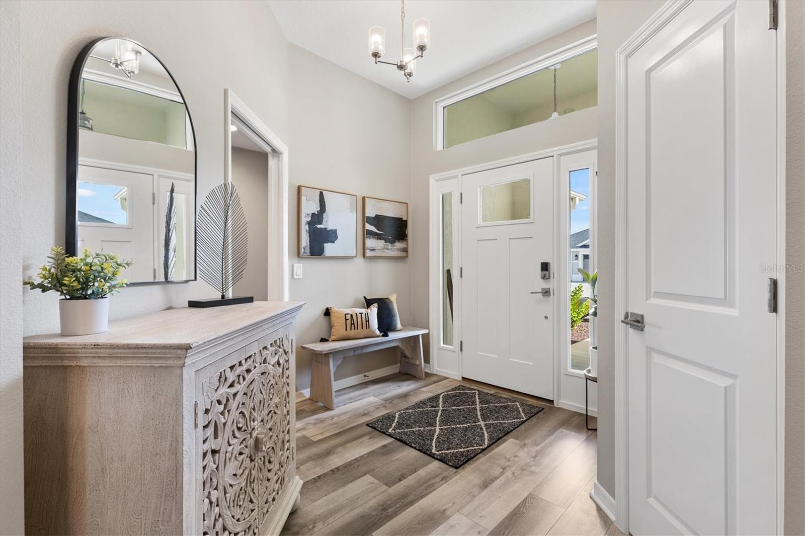 Image 5 of 32 For 4434 Shockoe Circle