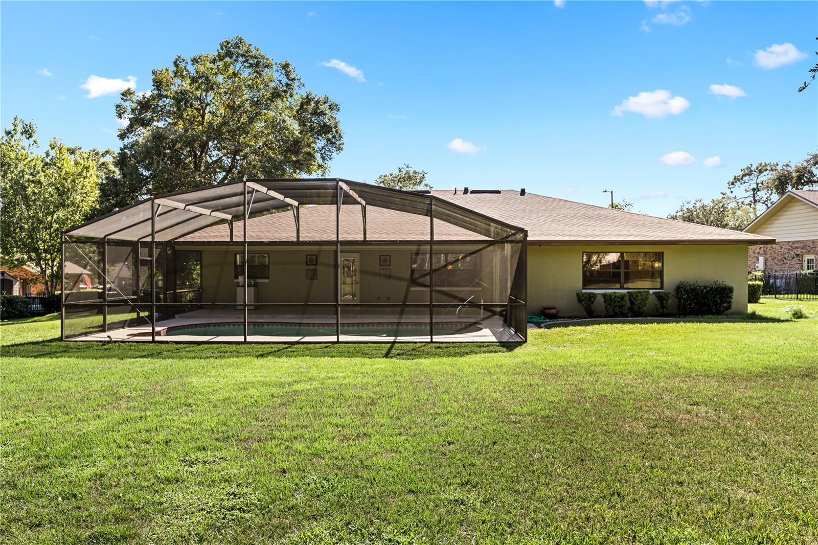 Image 43 of 50 For 4133 Bair Avenue