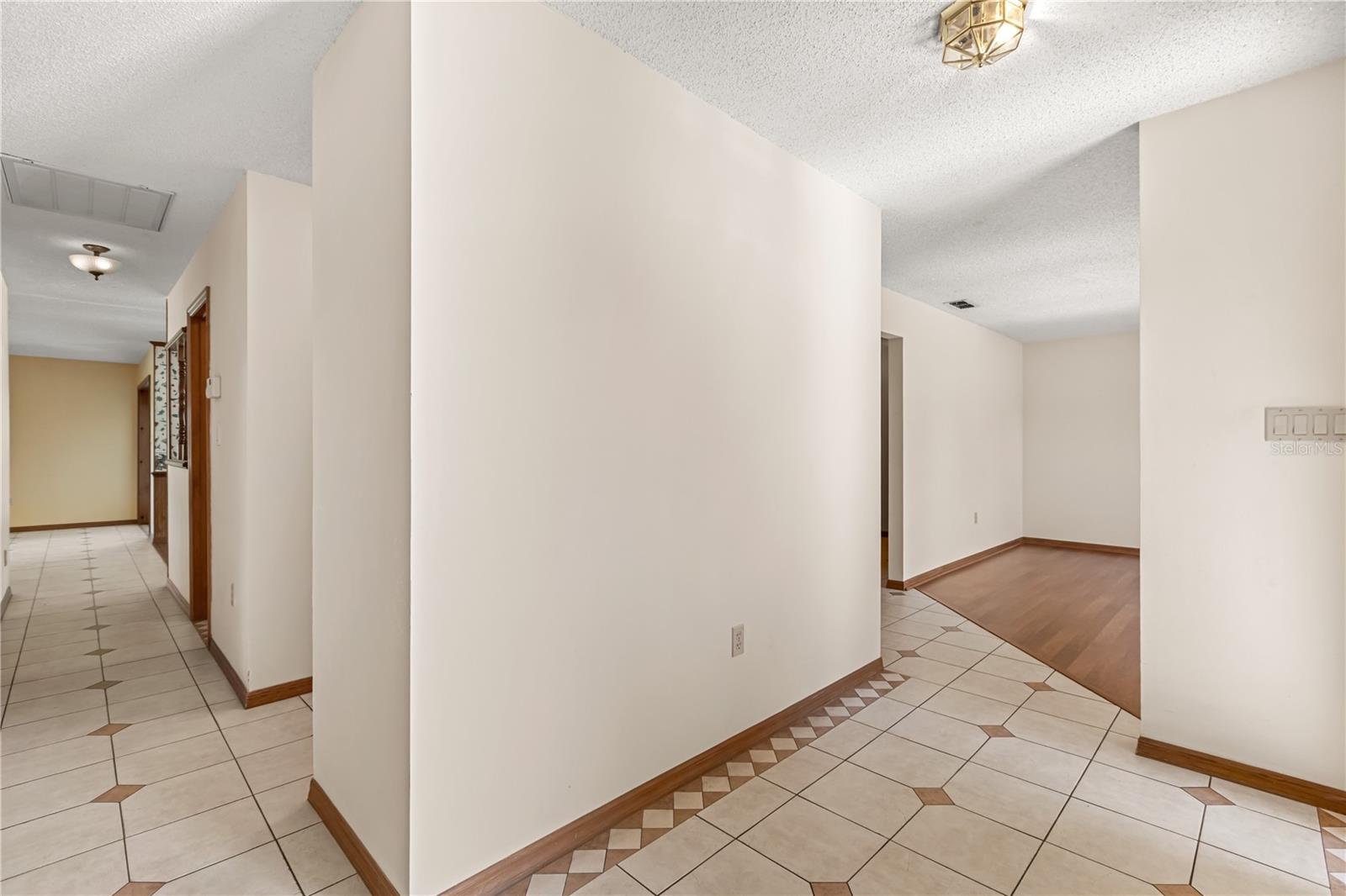 Image 9 of 50 For 4133 Bair Avenue
