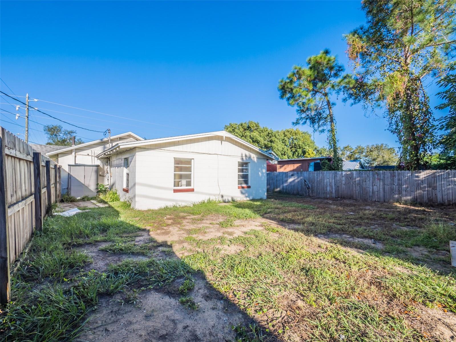 Image 36 of 38 For 1215 Morin Street