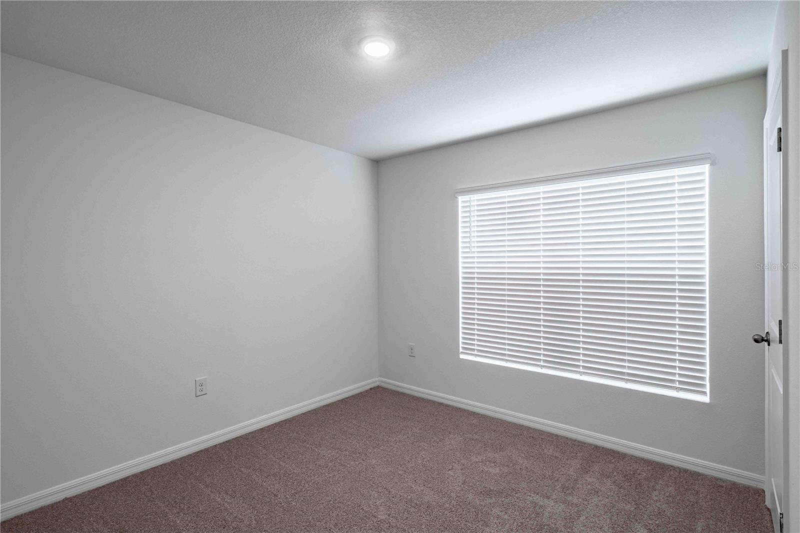 Image 12 of 18 For 11268 67th Circle