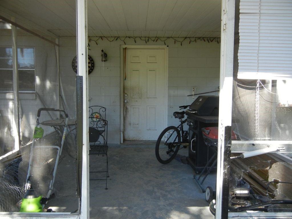 Image 12 of 16 For 11744 Fairmont Avenue