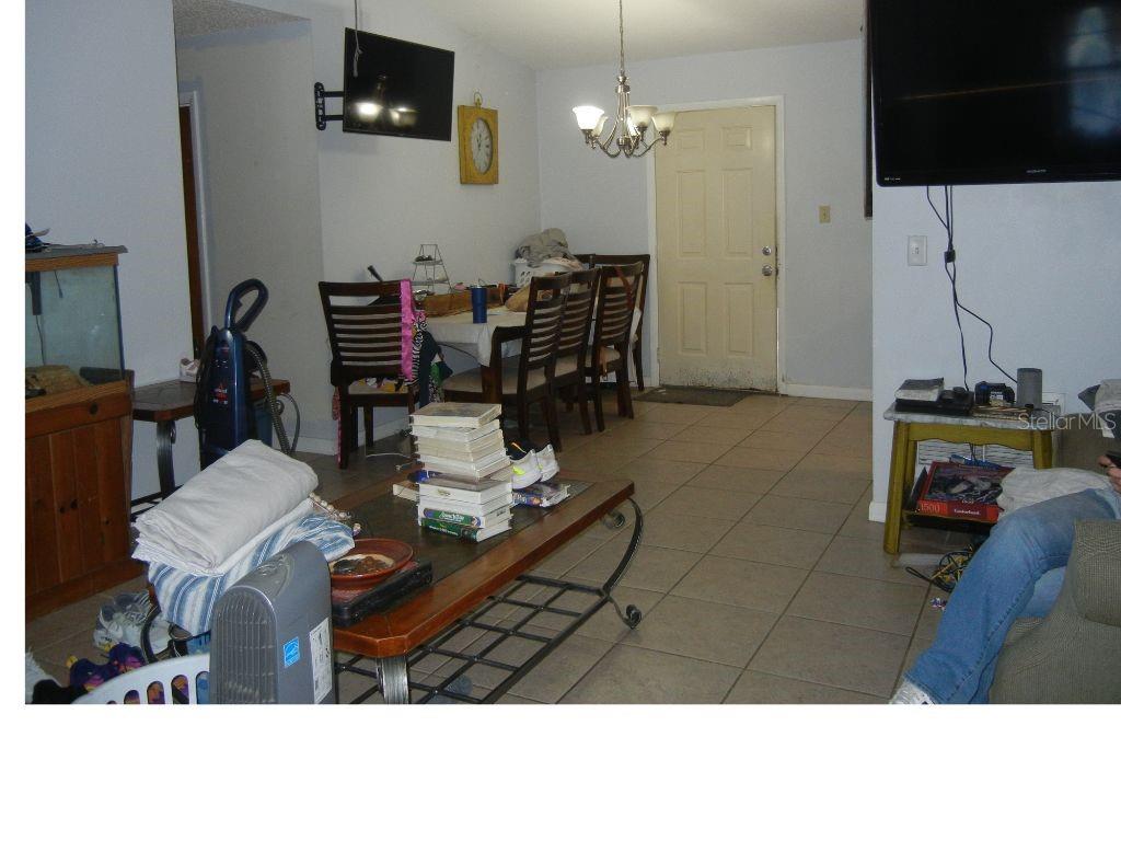 Image 3 of 16 For 11744 Fairmont Avenue