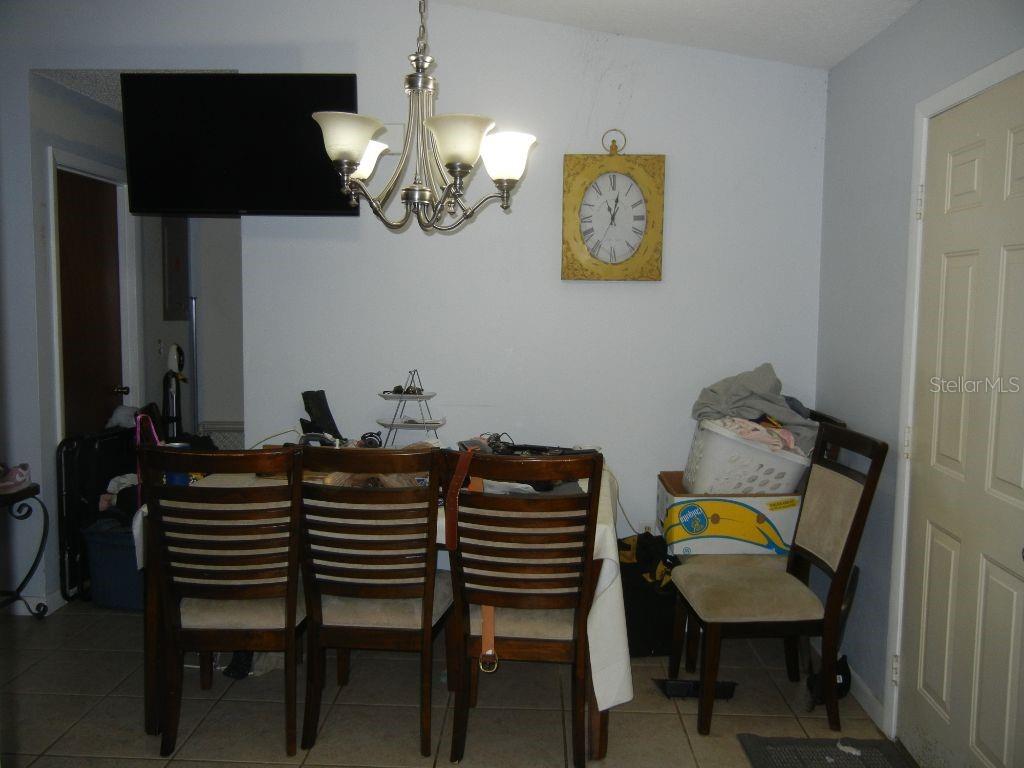 Image 5 of 16 For 11744 Fairmont Avenue