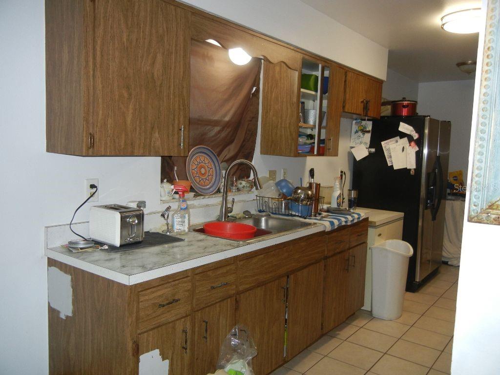 Image 6 of 16 For 11744 Fairmont Avenue