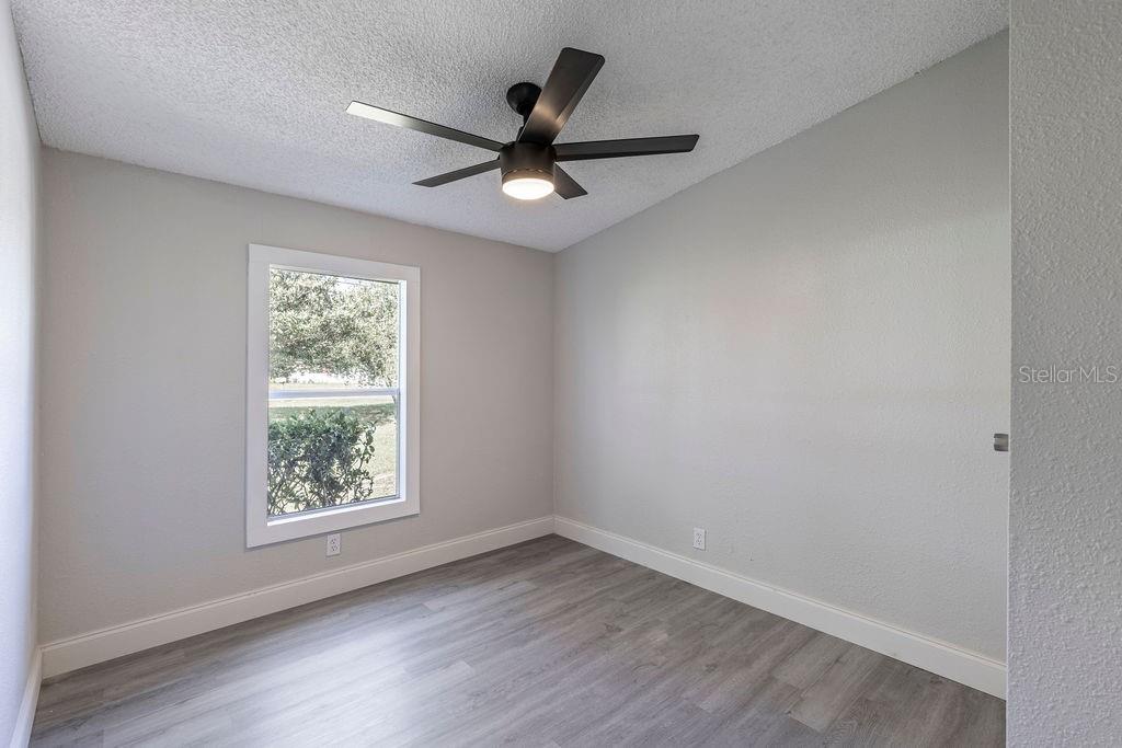 Image 14 of 34 For 7869 Cr 109e