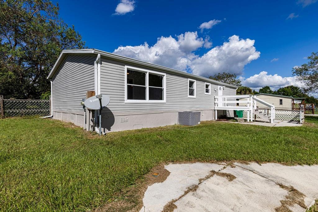 Image 26 of 34 For 7869 Cr 109e