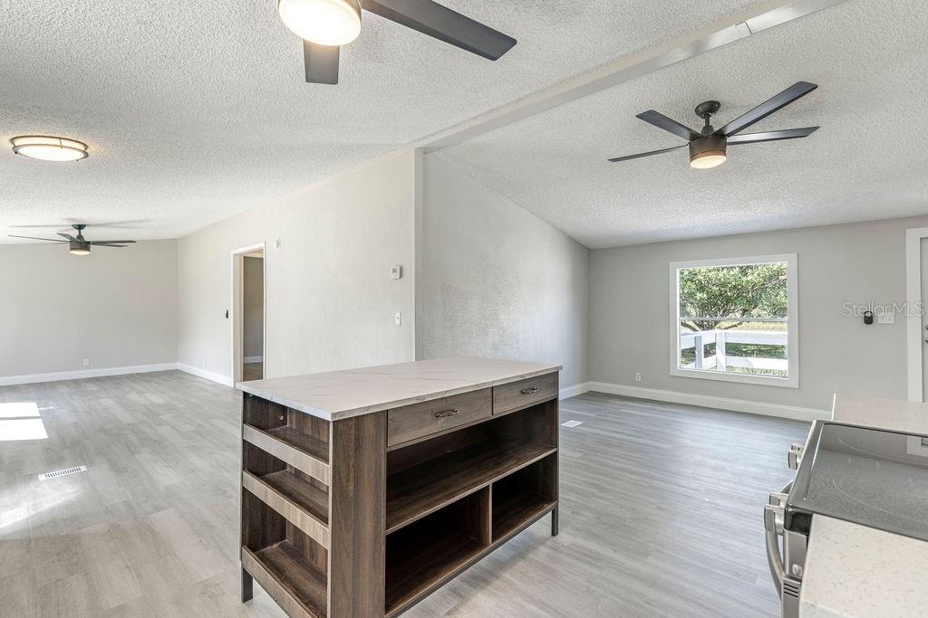 Image 4 of 34 For 7869 Cr 109e