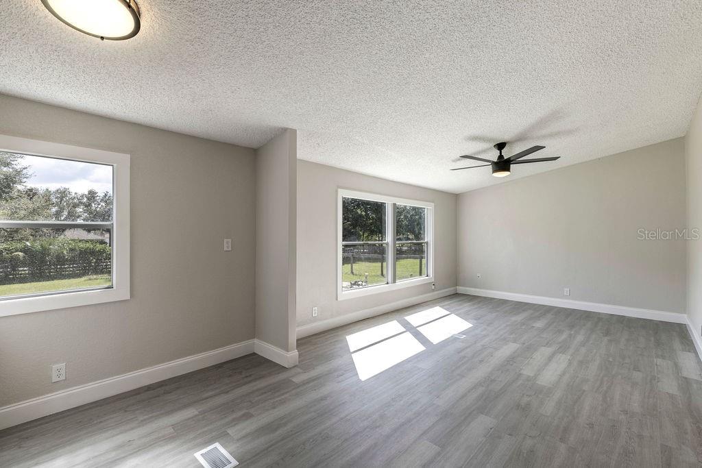 Image 7 of 34 For 7869 Cr 109e