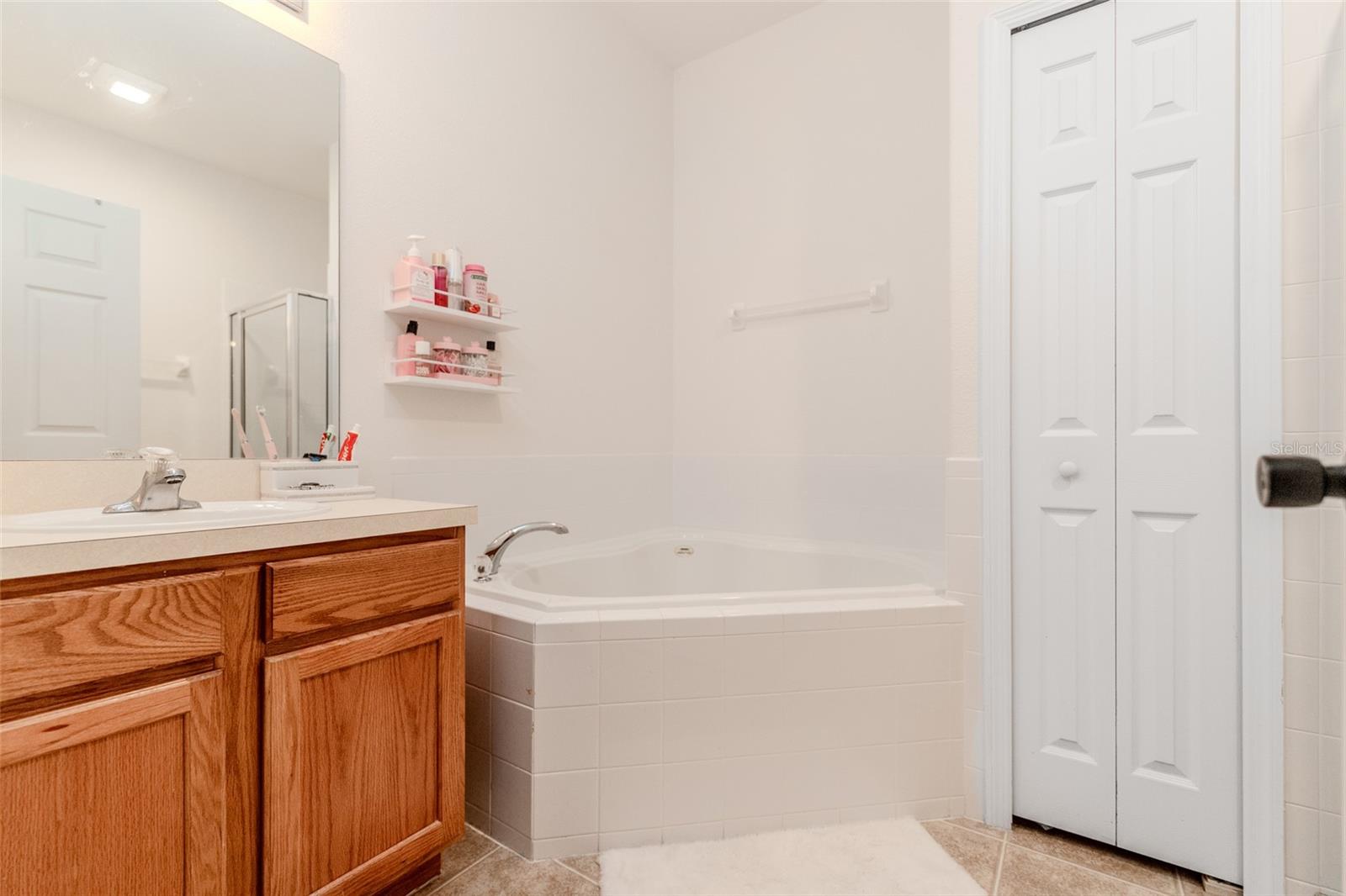 Image 13 of 44 For 16714 Fresh Meadow Drive
