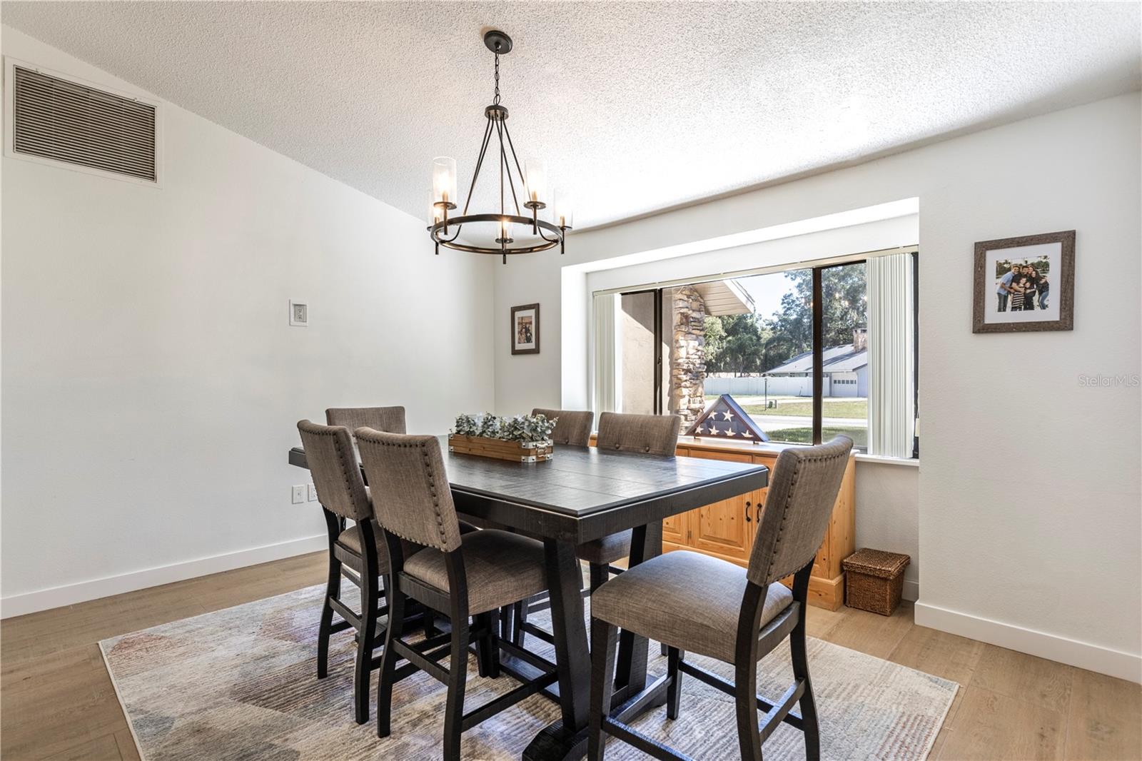 Image 11 of 47 For 9740 Fairway Circle