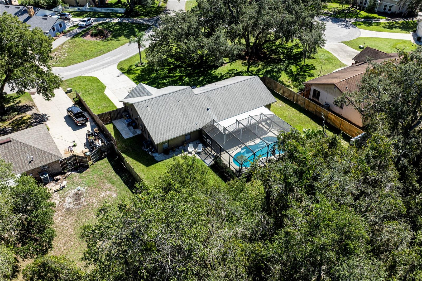 Image 34 of 47 For 9740 Fairway Circle