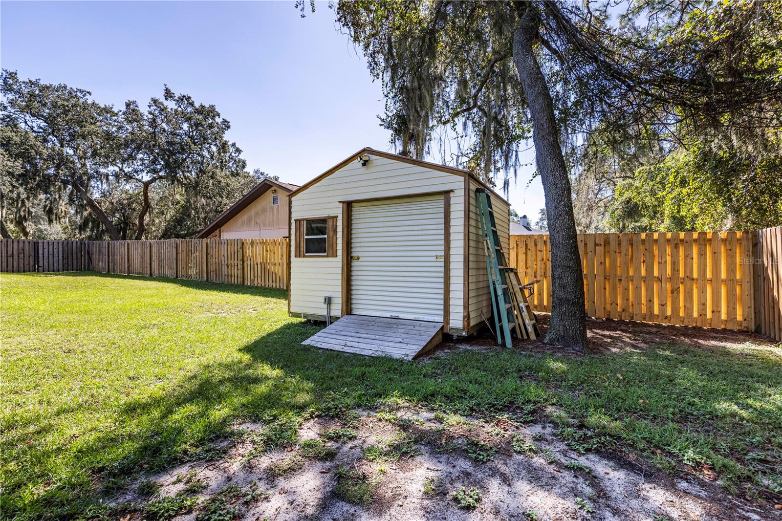 Image 38 of 47 For 9740 Fairway Circle
