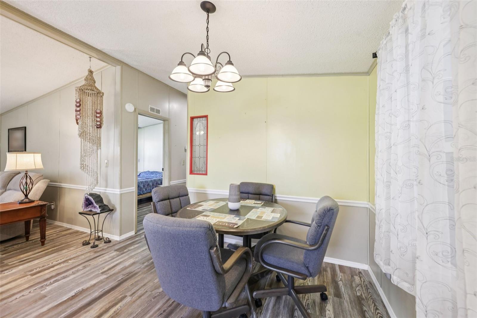 Image 21 of 48 For 430 Tarrson Boulevard