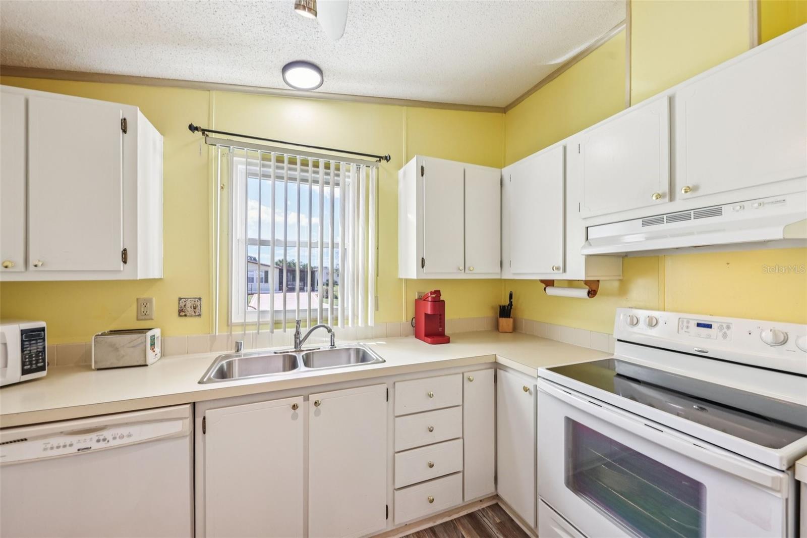 Image 25 of 48 For 430 Tarrson Boulevard