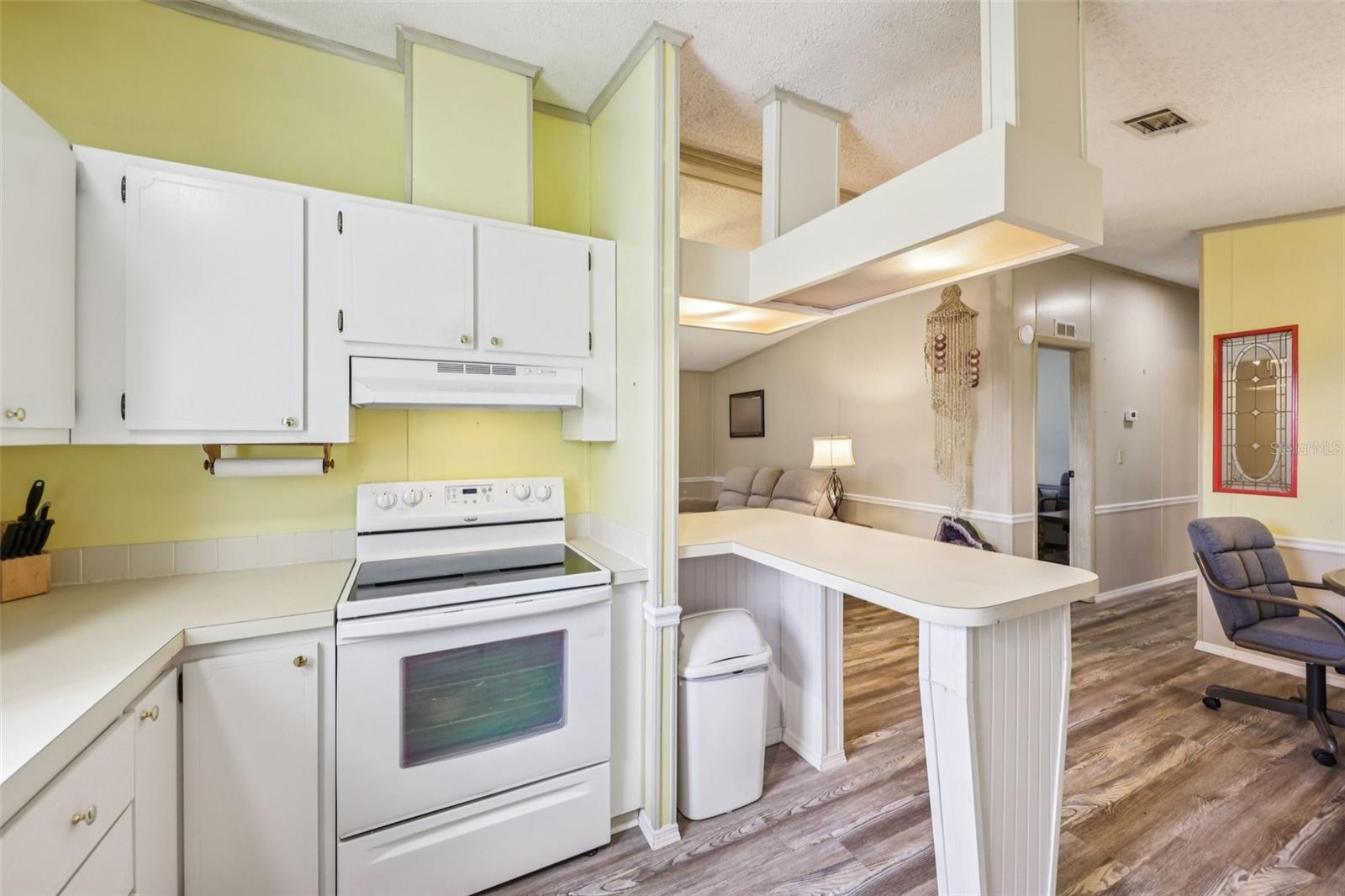 Image 27 of 48 For 430 Tarrson Boulevard