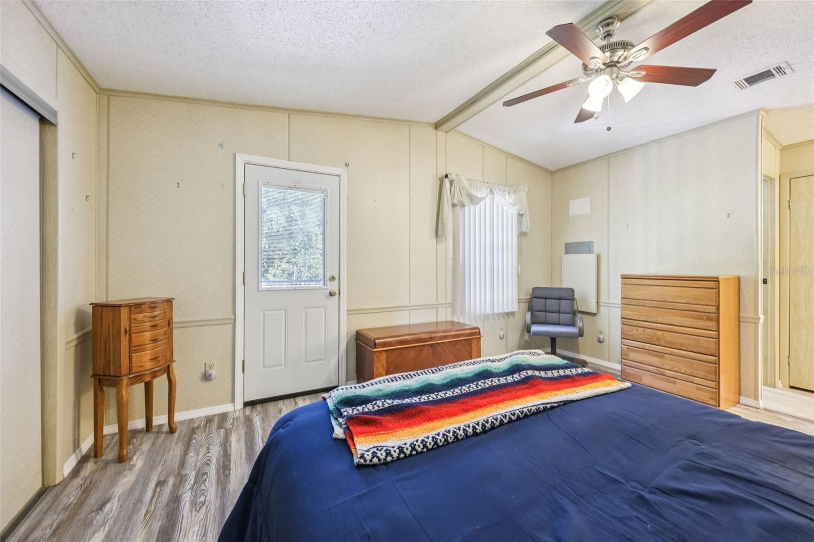 Image 32 of 48 For 430 Tarrson Boulevard